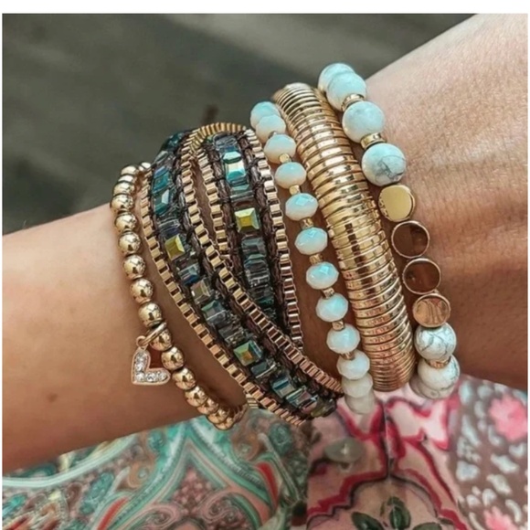 Embraceable Gold Bracelet NWOT - Picture 3 of 5